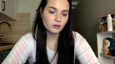 Snapshot of reilbelll chatting on October 3, 2:47 pm Bell online show from October 3, 2:47 pm