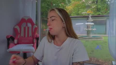 reina cummings online show from September 30, 6:24 am