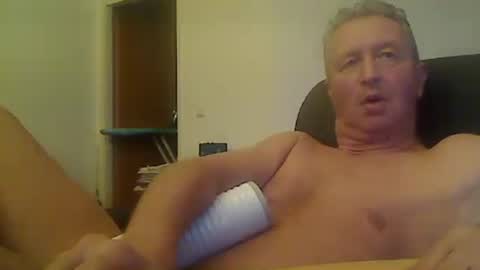 reini7211 online show from November 20, 2:21 am