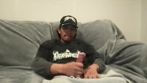 Snapshot of remi_d33 chatting on March 5, 7:27 am Remi D online show from March 5, 7:27 am