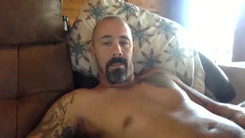 Snapshot of remington543 chatting on December 2, 4:48 pm remington543 online show from December 2, 4:48 pm