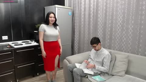 Snapshot of renae_tom chatting on December 16, 6:59 pm Renae Tom online show from December 16, 6:59 pm