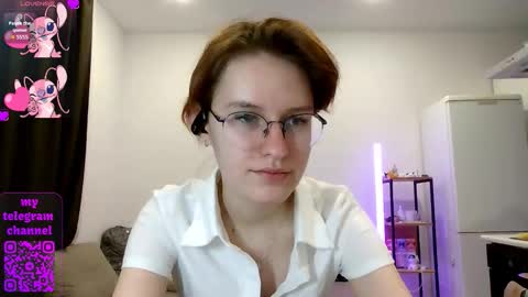 Claire online show from March 4, 6:16 pm