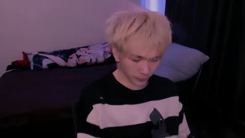 rennuts online show from March 23, 1:49 pm