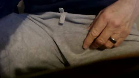 Trae online show from February 22, 12:29 pm