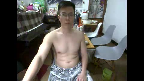 rhgfhdfhg1029 online show from April 17, 11:01 am