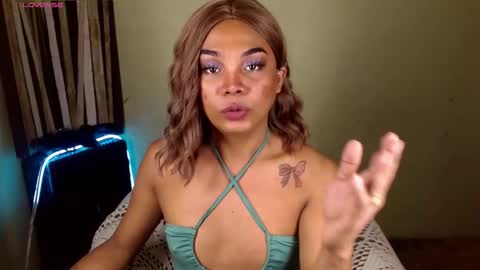 rhianasollway69 online show from December 14, 4:30 am