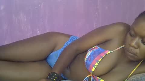 Snapshot of riana_sha chatting on February 22, 7:36 pm riana_sha online show from February 22, 7:36 pm