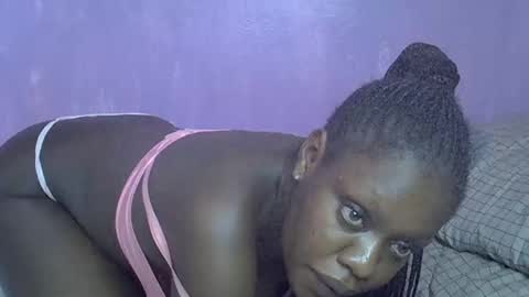 Snapshot of riana_sha chatting on February 25, 10:53 pm riana_sha online show from February 25, 10:53 pm