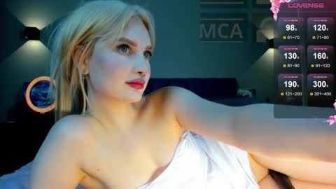 Snapshot of riawoods chatting on October 9, 9:09 pm Ria Woods online show from October 9, 9:09 pm