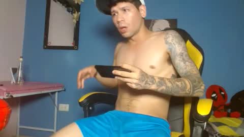 ricardo_big_cock online show from April 7, 11:40 pm