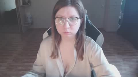Emily online show from February 25, 8:58 am