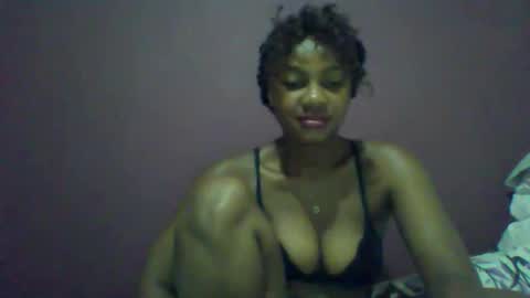 ricie001 online show from April 25, 1:41 pm
