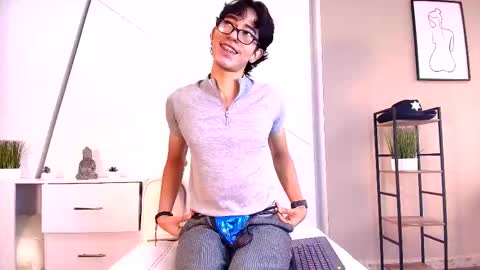 rick_flame06 online show from March 3, 1:40 pm