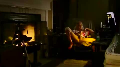 PINK HOLE TWINK online show from December 20, 5:25 am