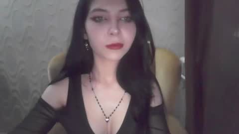 Riley online show from July 9, 9:46 am