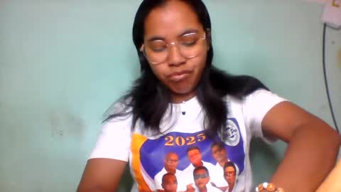 rinah856024 online show from July 12, 7:33 am