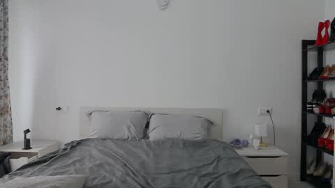 rinathequeen online show from April 3, 11:17 am