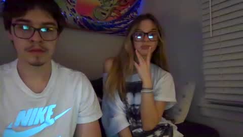 rioq32 online show from November 17, 7:44 am