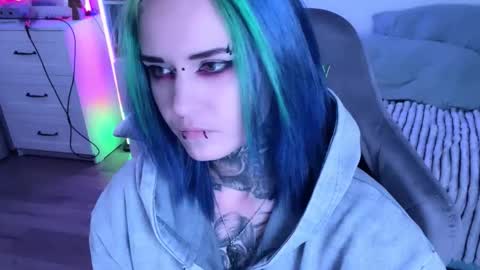 Snapshot of ripper_66 chatting on September 12, 1:02 pm   DianaBrite            fansl y online show from September 12, 1:02 pm