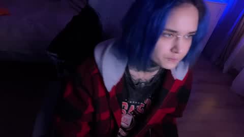 Snapshot of ripper_66 chatting on December 12, 2:33 pm   DianaBrite            fansl y online show from December 12, 2:33 pm