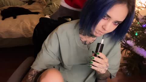 Snapshot of ripper_66 chatting on December 28, 3:15 pm   DianaBrite            fansl y online show from December 28, 3:15 pm