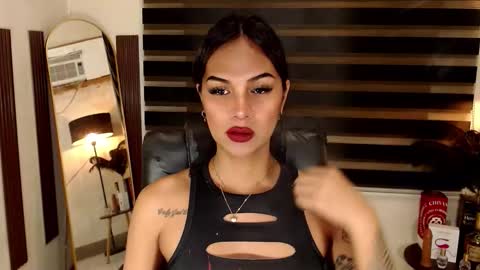 riri online show from January 16, 10:13 am