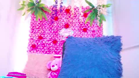 Risitos De Oro online show from November 26, 7:54 pm