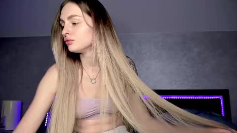 Snapshot of rita_orra chatting on March 1, 3:05 pm Rita online show from March 1, 3:05 pm