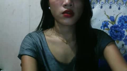 Snapshot of riyu77 chatting on October 18, 9:35 am riyu77 online show from October 18, 9:35 am