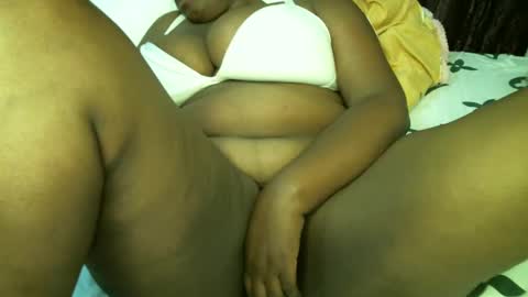 Rizzy online show from February 7, 9:04 pm