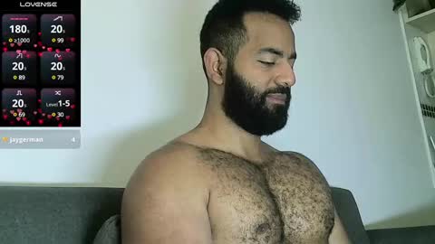 SebasRoa online show from February 25, 2:15 pm