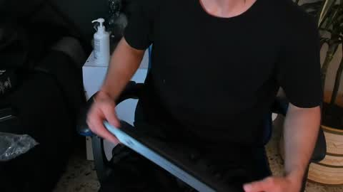 Roan Birkin online show from April 15, 7:58 pm