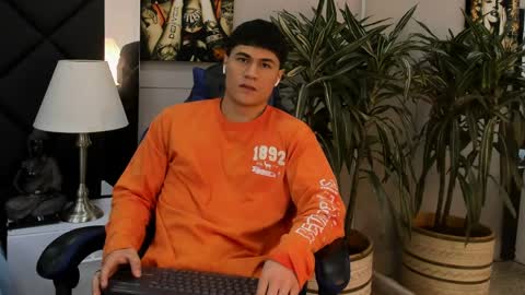 Roan Birkin online show from April 5, 7:44 pm