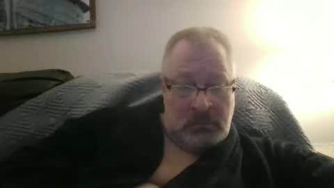 rob872217 online show from March 2, 5:08 am