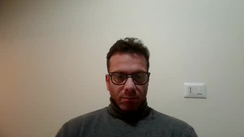 roberpierre_ho online show from February 19, 9:25 pm