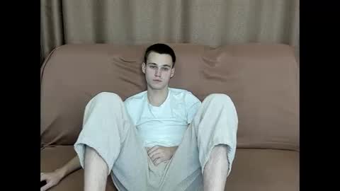 Snapshot of robert10211 chatting on October 23, 5:58 pm robert10211 online show from October 23, 5:58 pm