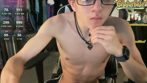Snapshot of robertcicijr21 chatting on September 19, 1:10 am Robert Cici Jr. online show from September 19, 1:10 am
