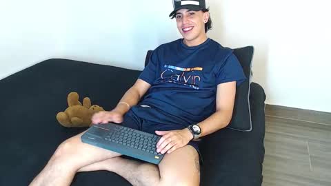 Robisson Zack online show from September 30, 1:27 am