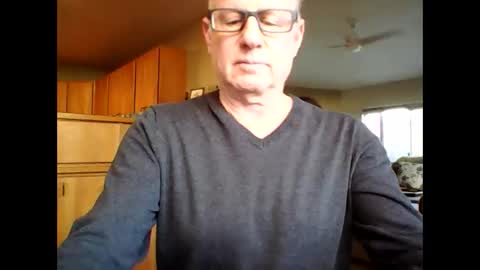 robo0000 online show from March 11, 12:02 am