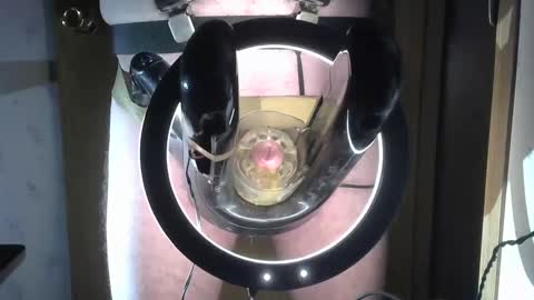 Snapshot of robodickmilker chatting on October 2, 11:25 pm Robodickmilker online show from October 2, 11:25 pm
