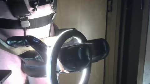 Snapshot of robodickmilker chatting on October 13, 1:51 am Robodickmilker online show from October 13, 1:51 am