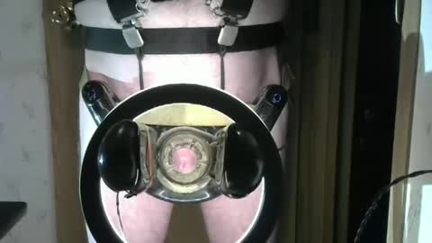 Snapshot of robodickmilker chatting on December 14, 6:56 am Robodickmilker online show from December 14, 6:56 am