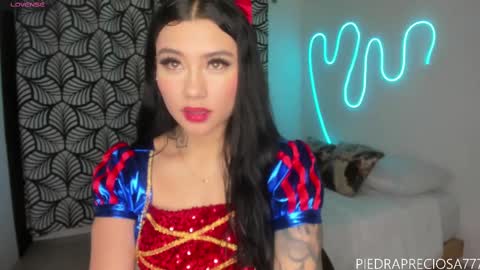 Snapshot of rockandlovexx chatting on March 9, 10:52 pm Samantha Estephania online show from March 9, 10:52 pm