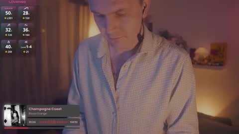 Rocket Bunny online show from October 15, 9:48 pm