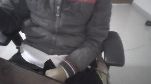 rockysam090 online show from December 3, 9:06 pm