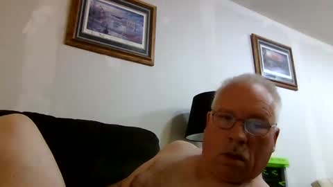 rodstud641 online show from October 15, 11:11 am