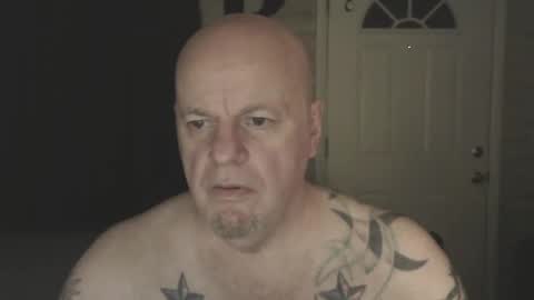 roinaz online show from April 14, 8:45 pm