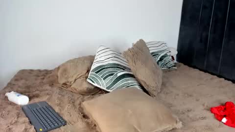 rojita30 online show from April 18, 7:58 pm