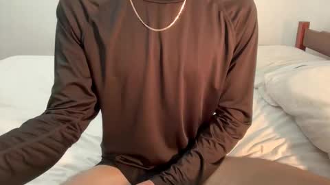 romanovich555 online show from February 18, 3:28 am